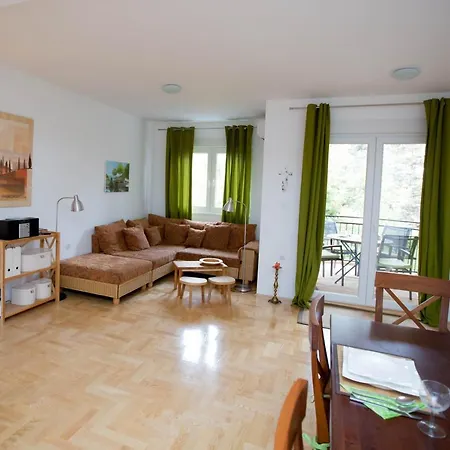 Apartment Schmuckstuck